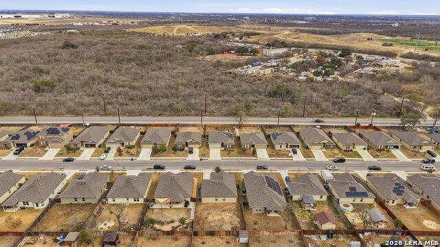 Image 26 of 27 For 7003 Emerald Valley