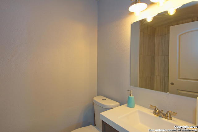 Image 18 of 23 For 7274 Montgomery Dr