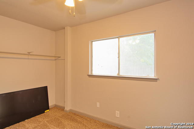 Image 20 of 23 For 7274 Montgomery Dr