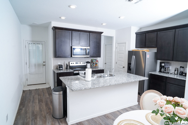 Image 3 of 15 For 2429 Dielman