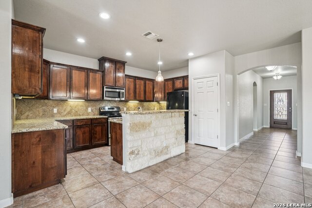 Image 12 of 40 For 6413 Von Rosk