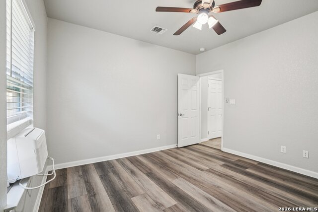 Image 25 of 40 For 6413 Von Rosk