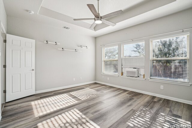 Image 29 of 40 For 6413 Von Rosk