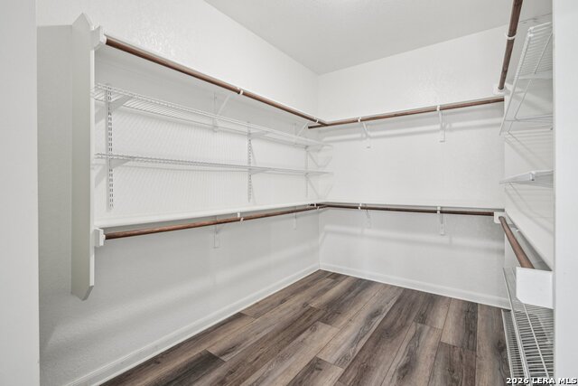 Image 32 of 40 For 6413 Von Rosk