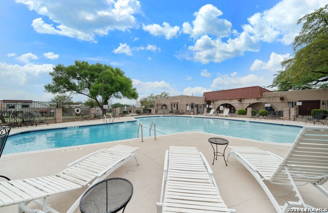 Image 31 of 33 For 10958 Crown Park