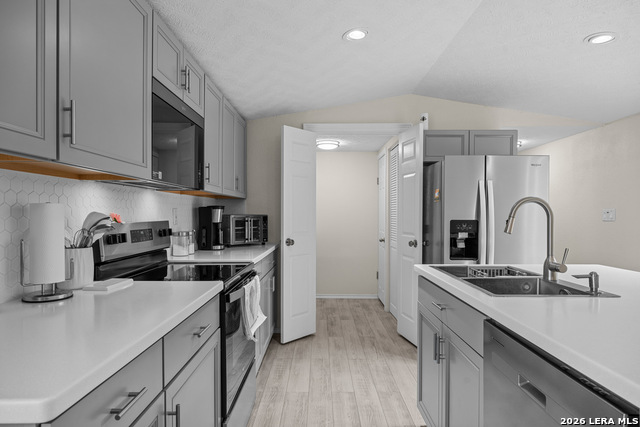 Image 11 of 35 For 483 Wright  