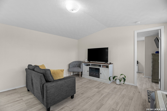 Image 8 of 35 For 483 Wright  