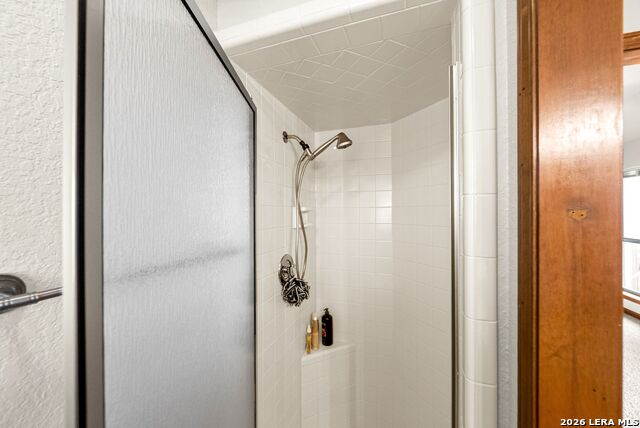 Image 25 of 71 For 14320 La Vernia Rd