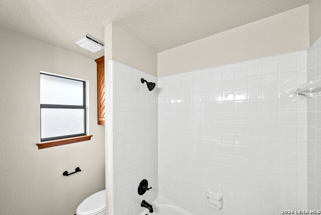 Image 29 of 71 For 14320 La Vernia Rd