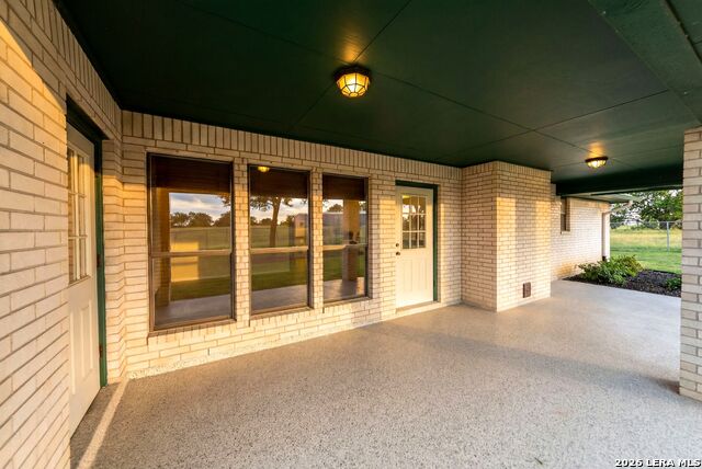 Image 31 of 71 For 14320 La Vernia Rd