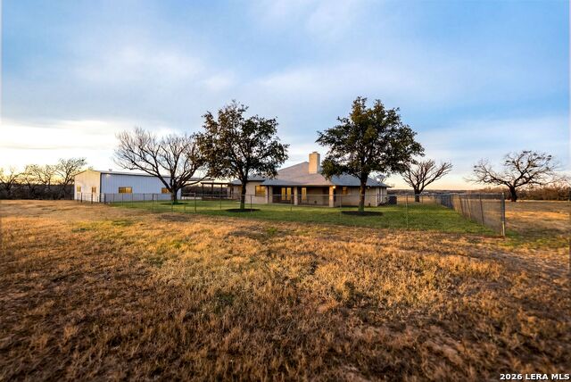 Image 35 of 71 For 14320 La Vernia Rd