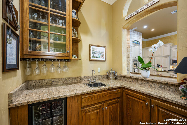 Image 14 of 40 For 985 Janet  