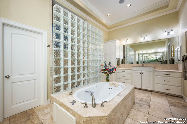 Image 19 of 40 For 985 Janet  