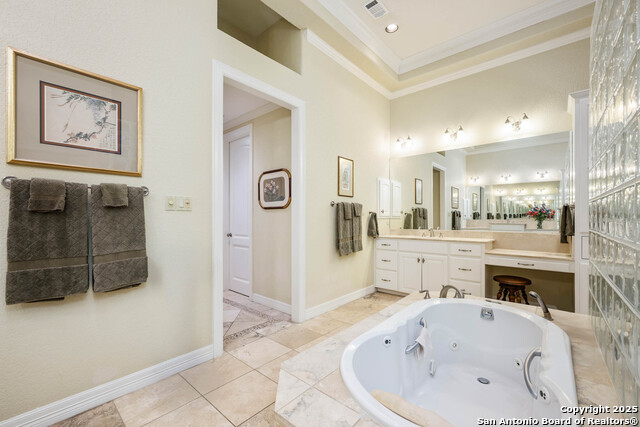 Image 21 of 40 For 985 Janet  