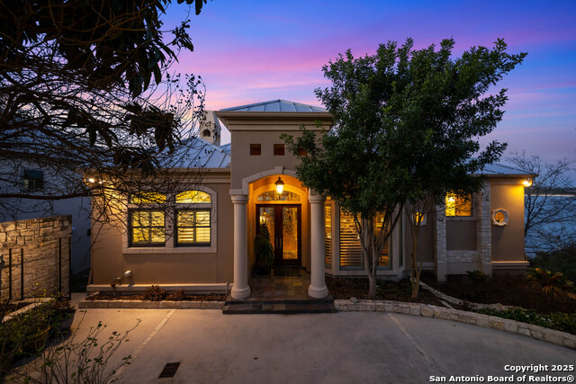 Image 3 of 40 For 985 Janet  