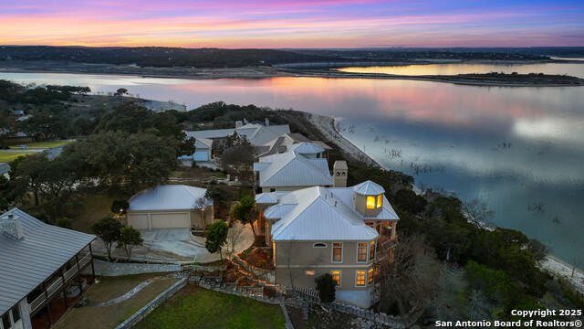 Image 39 of 40 For 985 Janet  