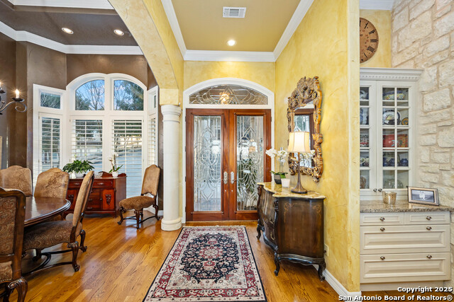 Image 5 of 40 For 985 Janet  