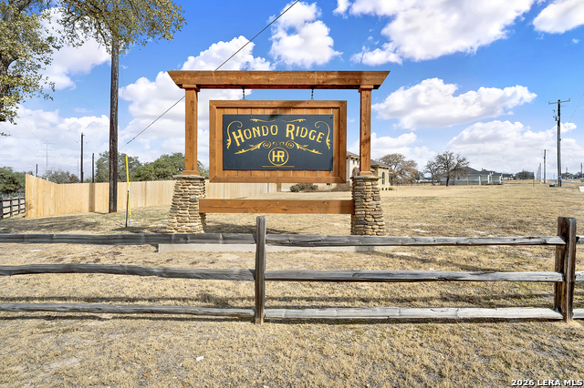 Image 4 of 45 For 100 Hondo Ridge