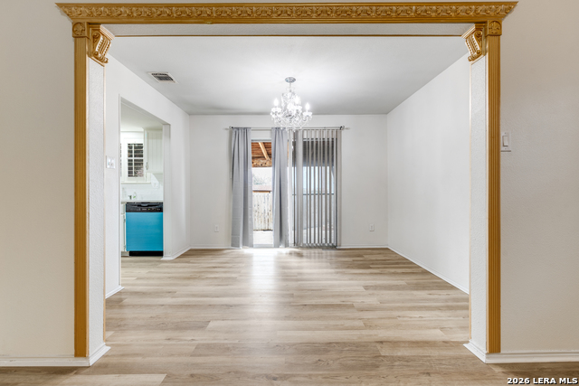 Image 13 of 36 For 6415 Edinborough