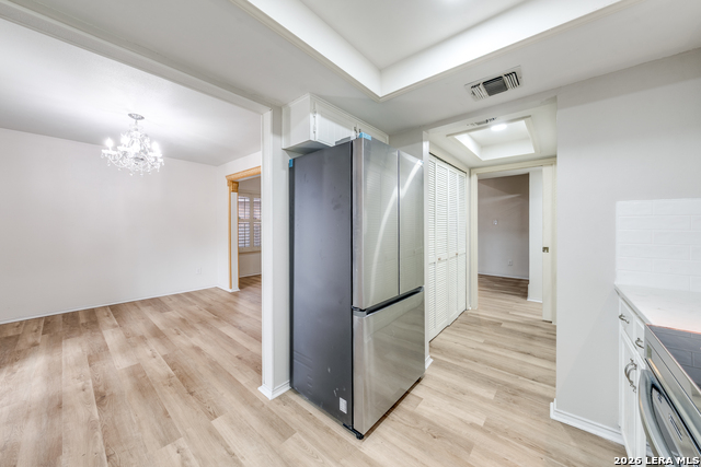 Image 17 of 36 For 6415 Edinborough