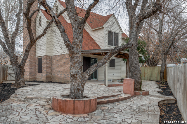 Image 32 of 36 For 6415 Edinborough