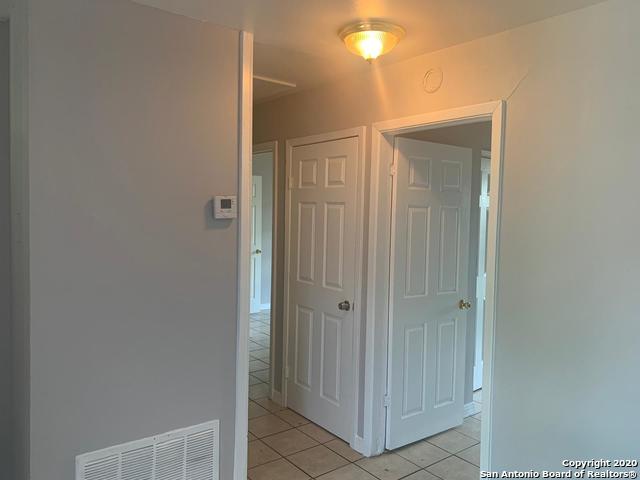 Image 5 of 7 For 5414 Little Creek