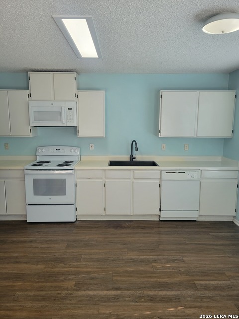 Image 5 of 11 For 6702 Cape Meadow Dr