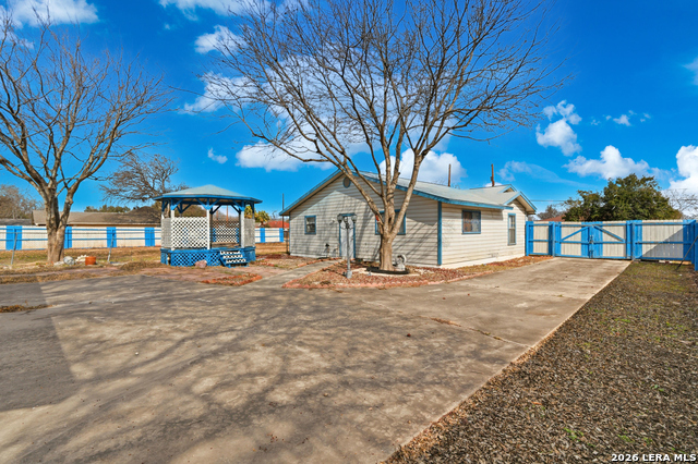 Image 16 of 32 For 2707 Wayne  