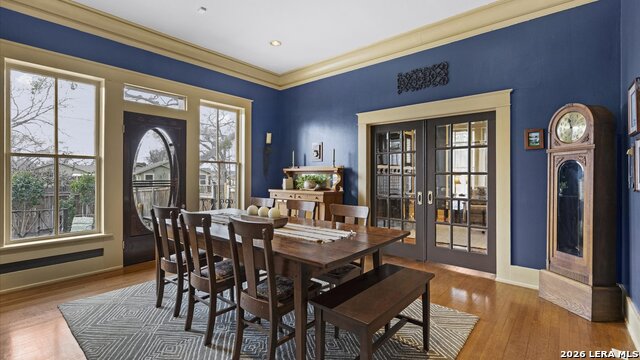 Image 10 of 47 For 418 Santa Clara S