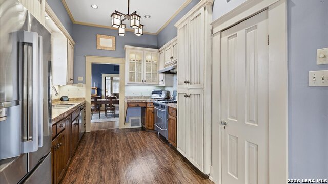 Image 13 of 47 For 418 Santa Clara S