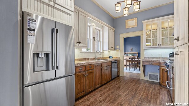 Image 14 of 47 For 418 Santa Clara S