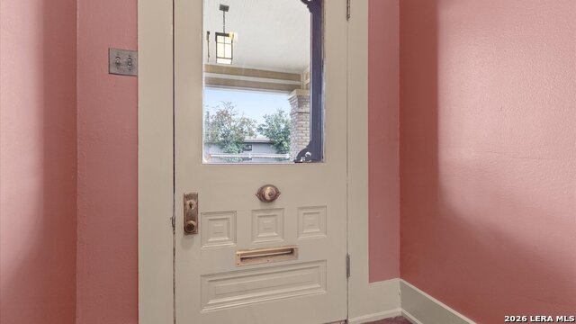 Image 19 of 47 For 418 Santa Clara S