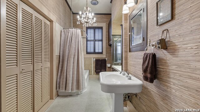 Image 26 of 47 For 418 Santa Clara S