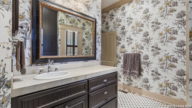 Image 35 of 47 For 418 Santa Clara S