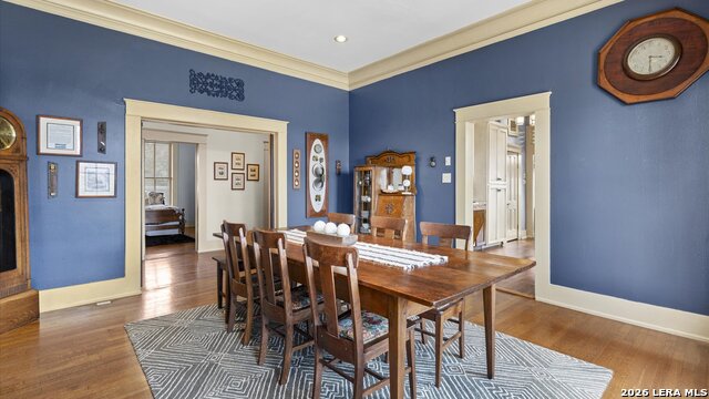 Image 9 of 47 For 418 Santa Clara S