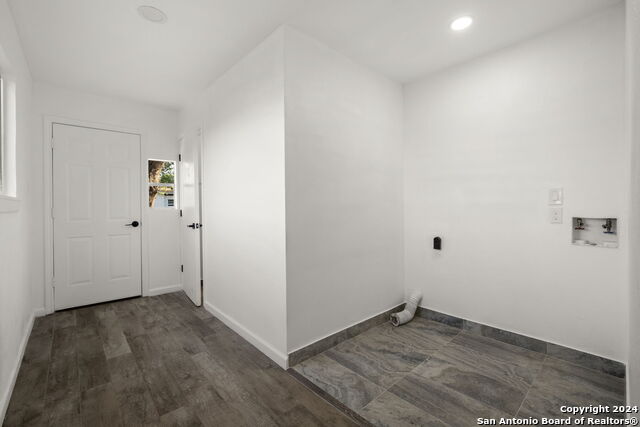 Image 18 of 22 For 254 Kate Schenck