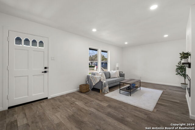 Image 5 of 22 For 254 Kate Schenck