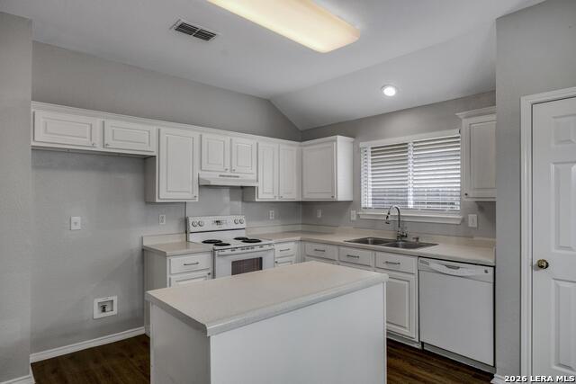 Image 14 of 32 For 906 Visor Dr