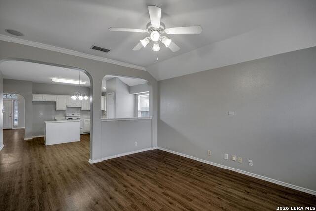 Image 21 of 32 For 906 Visor Dr