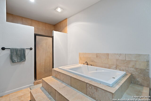 Image 28 of 50 For 4495 Sh 16 N