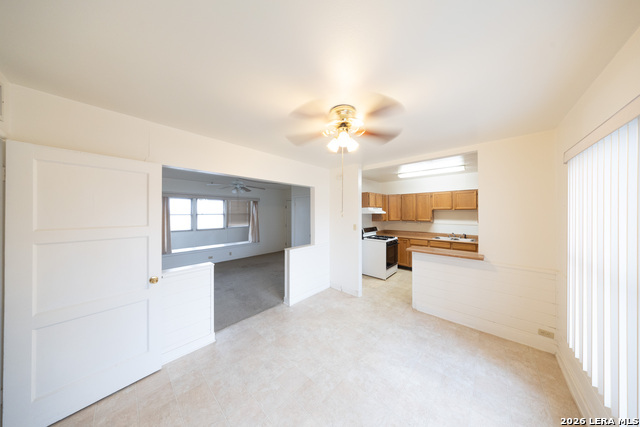 Image 13 of 22 For 543 Club Dr  