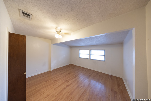 Image 20 of 22 For 543 Club Dr  