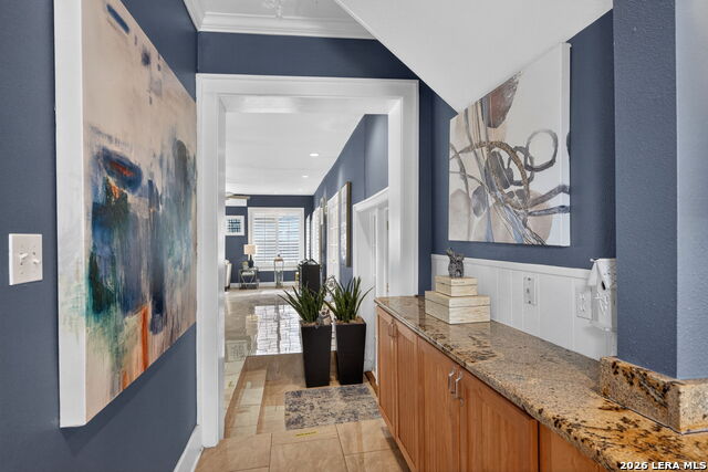 Image 19 of 42 For 343 Gramercy Pl W