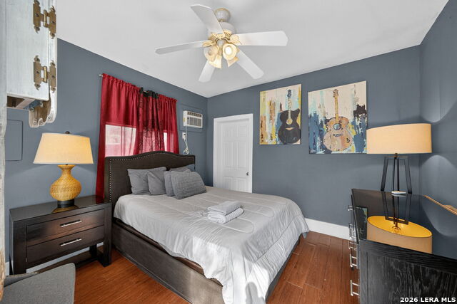 Image 21 of 42 For 343 Gramercy Pl W