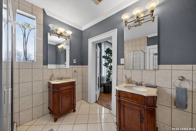 Image 27 of 42 For 343 Gramercy Pl W