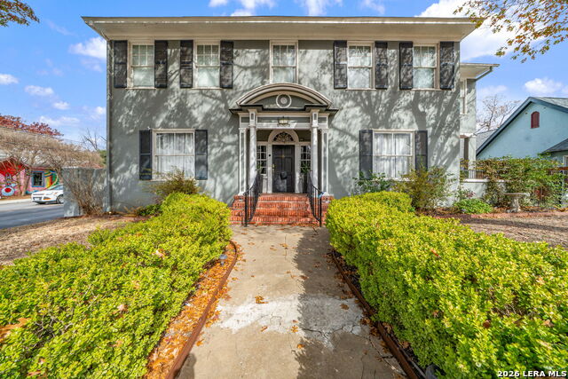 Image 37 of 42 For 343 Gramercy Pl W