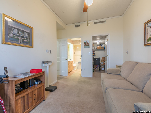 Image 4 of 24 For 1 Towers Park Ln  606