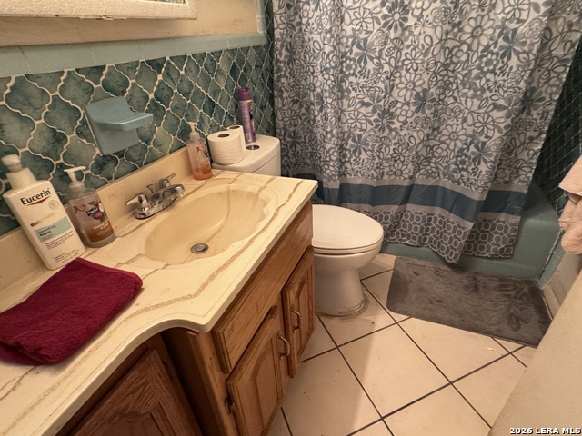 Image 15 of 29 For 205 Mayfield W