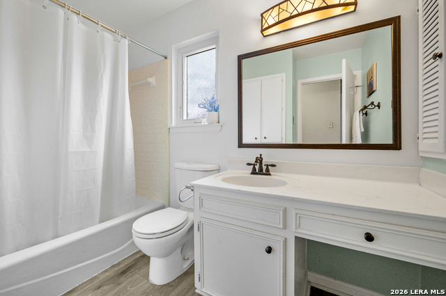 Image 25 of 32 For 4822 Bucknell