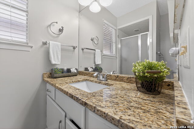 Image 23 of 35 For 122 Bolerio Dr